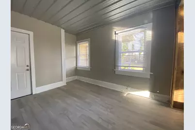 323 The Plaza #3, Athens, GA 30606 - Photo 2