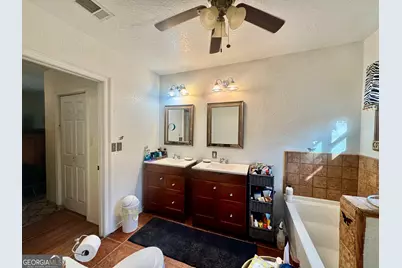 914 Adderton Street, Americus, GA 31719 - Photo 32