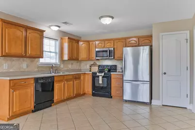 406 Sundowner Drive, Bonaire, GA 31005 - Photo 4
