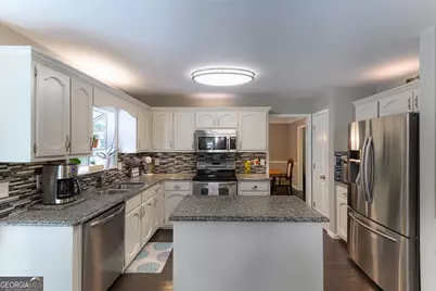 820 Spooner Ridge, Peachtree City, GA 30269 - Photo 10