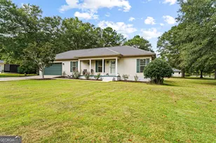 10 3rd Ave, Hawkinsville, GA 31036 - Photo 2