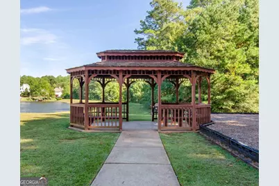 153 Kingsbrook Circle, Newnan, GA 30265 - Photo 52