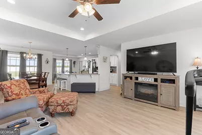 425 Lamplight Drive, Byron, GA 31008 - Photo 2