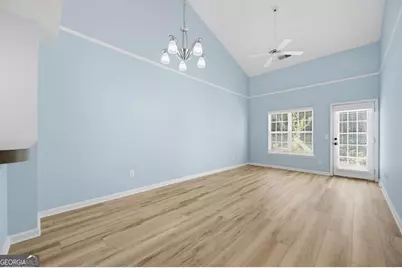 240 Fox Creek Boulevard, Woodstock, GA 30188 - Photo 10