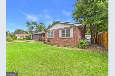 103 Wynn Place, Warner Robins, GA 31088 - Photo 2