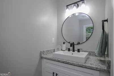 325 Wisconsin Avenue, Warner Robins, GA 31093 - Photo 18