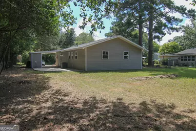 325 Wisconsin Avenue, Warner Robins, GA 31093 - Photo 20