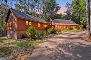 282 Jarrett Manor Estates Rd, Toccoa, GA 30577 - Photo 2