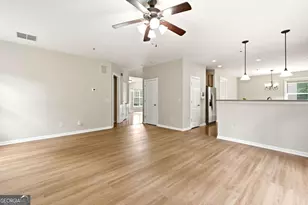 2196 Kingswood Dr, Morrow, GA 30260 - Photo 16