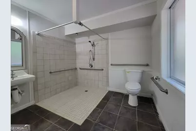 432 Lakeview Drive SW, Winder, GA 30680 - Photo 8
