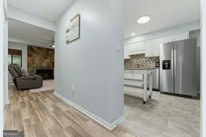 2893 Torreya Way SE, Marietta, GA 30067 - Photo 2