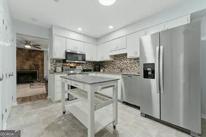2893 Torreya Way SE, Marietta, GA 30067 - Photo 16