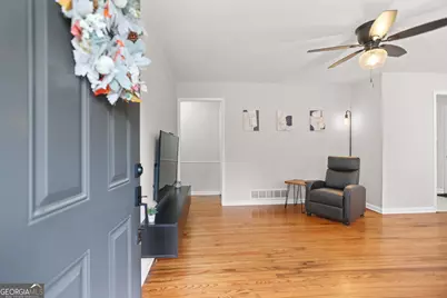9 W Park Court, Newnan, GA 30263 - Photo 6