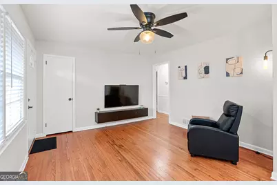 9 W Park Court, Newnan, GA 30263 - Photo 12
