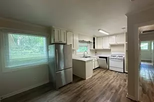 156 Highland Park Cir, Brunswick, GA 31523 - Photo 8