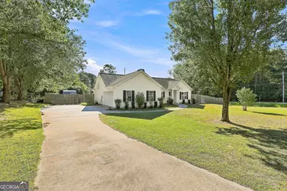 13 Lassetter Road, Sharpsburg, GA 30277 - Photo 2
