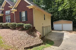 40 Summerwood Ln, Covington, GA 30016 - Photo 2