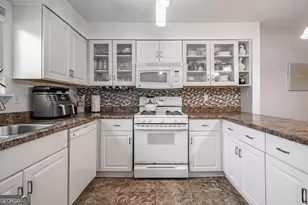 66 Middleton Ct SE, Smyrna, GA 30080 - Photo 8