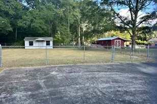 204 Lafayette St, Barnesville, GA 30204 - Photo 14