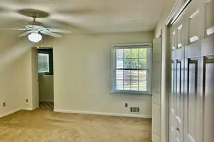 204 Lafayette St, Barnesville, GA 30204 - Photo 8