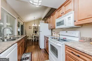 4554 Bishop Rd, Macon, GA 31206 - Photo 16