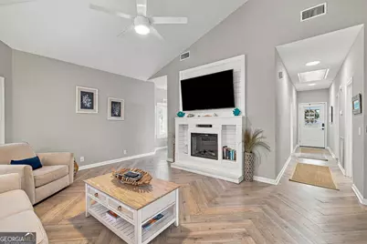 222 Circle Drive, Saint Simons, GA 31522 - Photo 8
