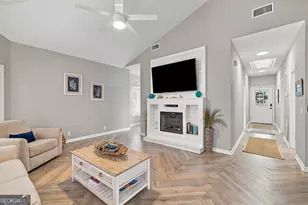 222 Circle Dr, Saint Simons, GA 31522 - Photo 8