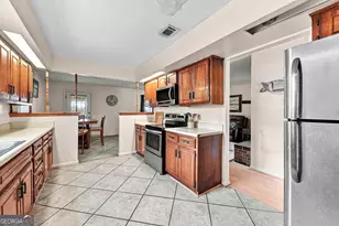 165 W Peach Ave, Kingsland, GA 31548 - Photo 14