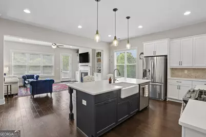 895 Samples Lane NW, Atlanta, GA 30318 - Photo 8