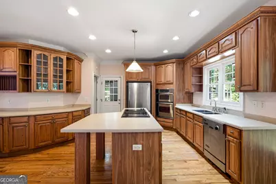 65 Tanglewood Road, Newnan, GA 30263 - Photo 2