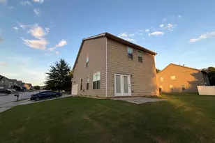 10 Oakwood Dr, Covington, GA 30016 - Photo 2