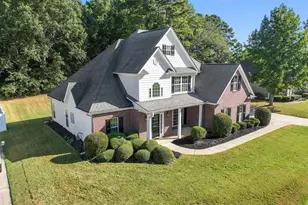 205 Keaton Dr, Fayetteville, GA 30215 - Photo 1