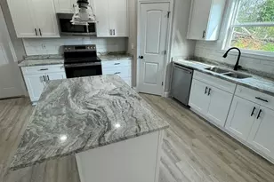 256 Beau Claire Cir, Byron, GA 31008 - Photo 2