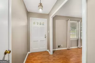 4610 N Stratford Oaks Dr, Macon, GA 31210 - Photo 4