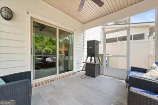 404 Mariners Cir, Saint Simons, GA 31522 - Photo 12