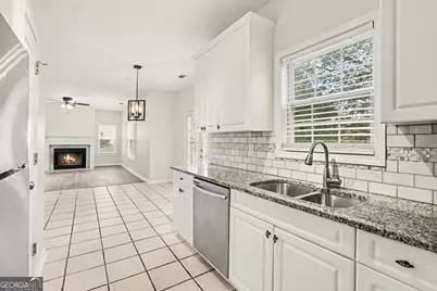 5035 Villas Terrace, Stone Mountain, GA 30088 - Photo 12