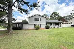 3609 River Hills Dr, Ellenwood, GA 30294 - Photo 2