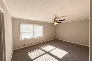 3609 River Hills Dr, Ellenwood, GA 30294 - Photo 6