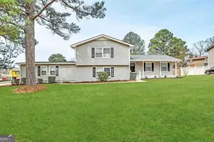 3609 River Hills Dr, Ellenwood, GA 30294 - Photo 1