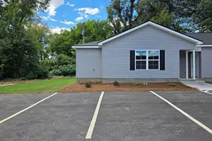 212B Tabor Dr, Warner Robins, GA 31093 - Photo 2