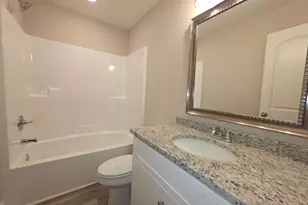 212B Tabor Dr, Warner Robins, GA 31093 - Photo 16