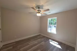 212B Tabor Dr, Warner Robins, GA 31093 - Photo 14