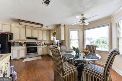 5369 Rivoli Drive, Macon, GA 31210 - Photo 8