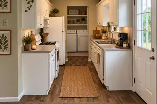 604 Regal Rd, Jackson, GA 30233 - Photo 6