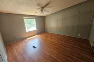 33 Sherwood Forest Dr SE, Allenhurst, GA 31301 - Photo 10