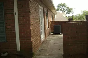 934 Park Pl NE, Conyers, GA 30012 - Photo 4