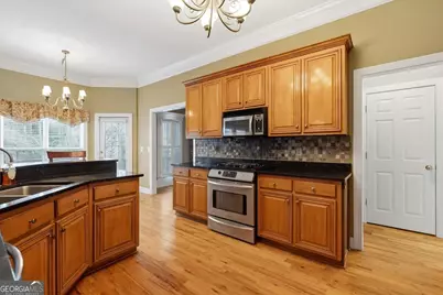 136 Hidden Lakes Drive, Gray, GA 31032 - Photo 10