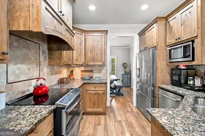 1005 Townside Way, Bishop, GA 30621 - Photo 12