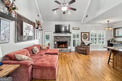 1005 Townside Way, Bishop, GA 30621 - Photo 8