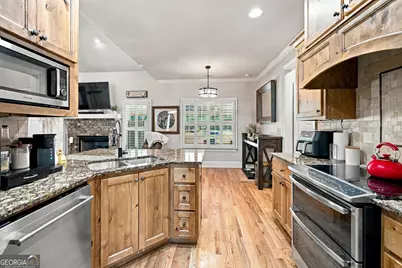 1005 Townside Way, Bishop, GA 30621 - Photo 14